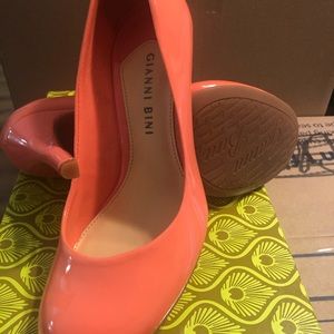 Gianni Bini Coral Heels